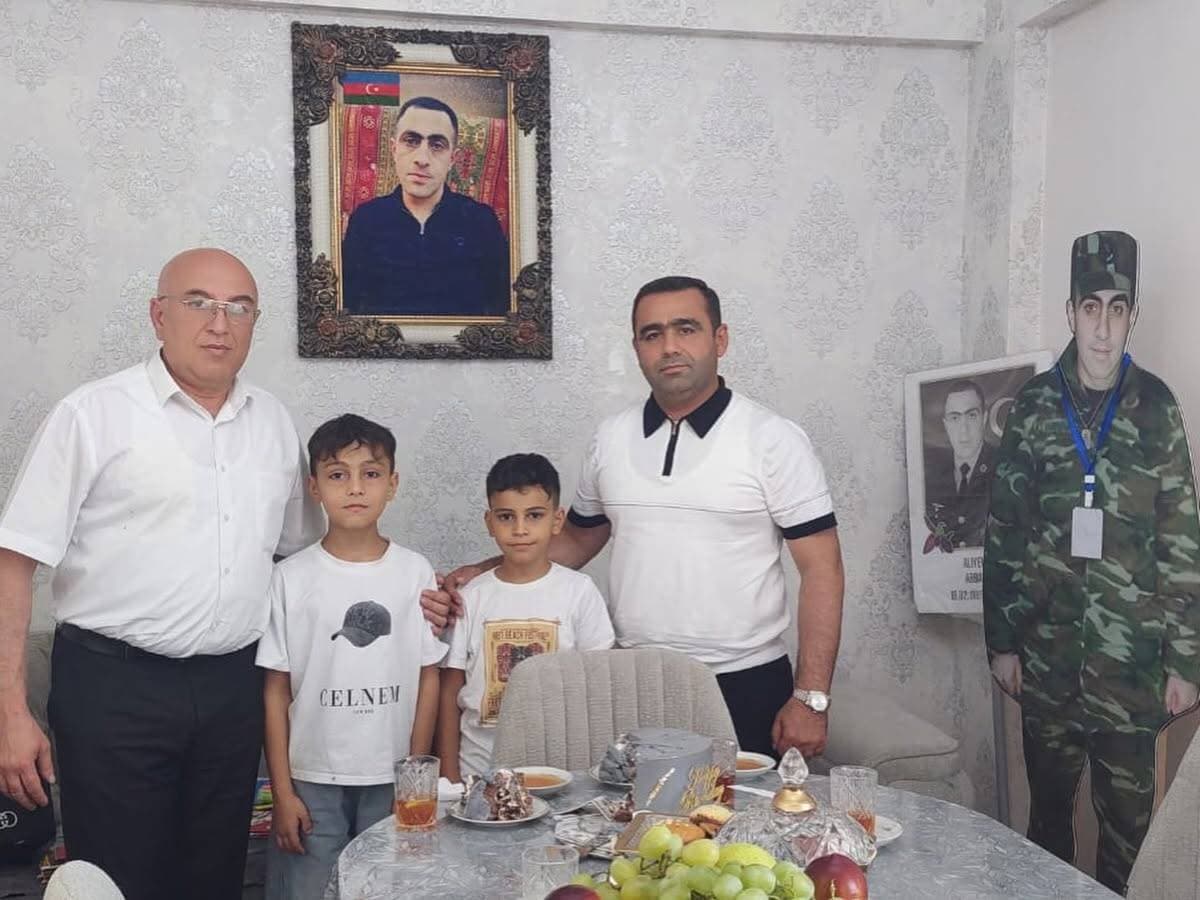 Семью шехида Вахида Алиева навестили в день рождения его сына